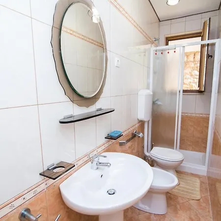 In 36544 * Mali Lošinj