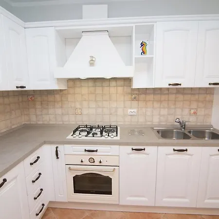 Apartament In 36544 *