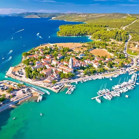 In 36544 Appartement Mali Lošinj