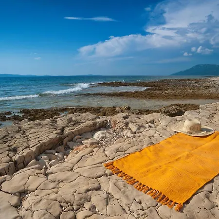 In 36544 Mali Lošinj