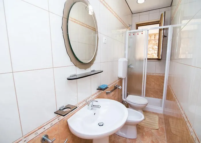 In 36544 * Mali Lošinj